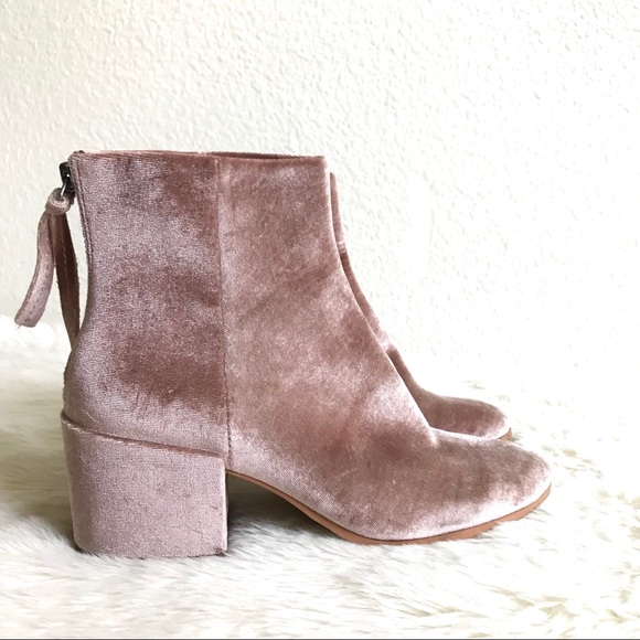dolce vita velvet booties